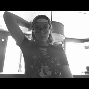 Meet your Posher, Ashton